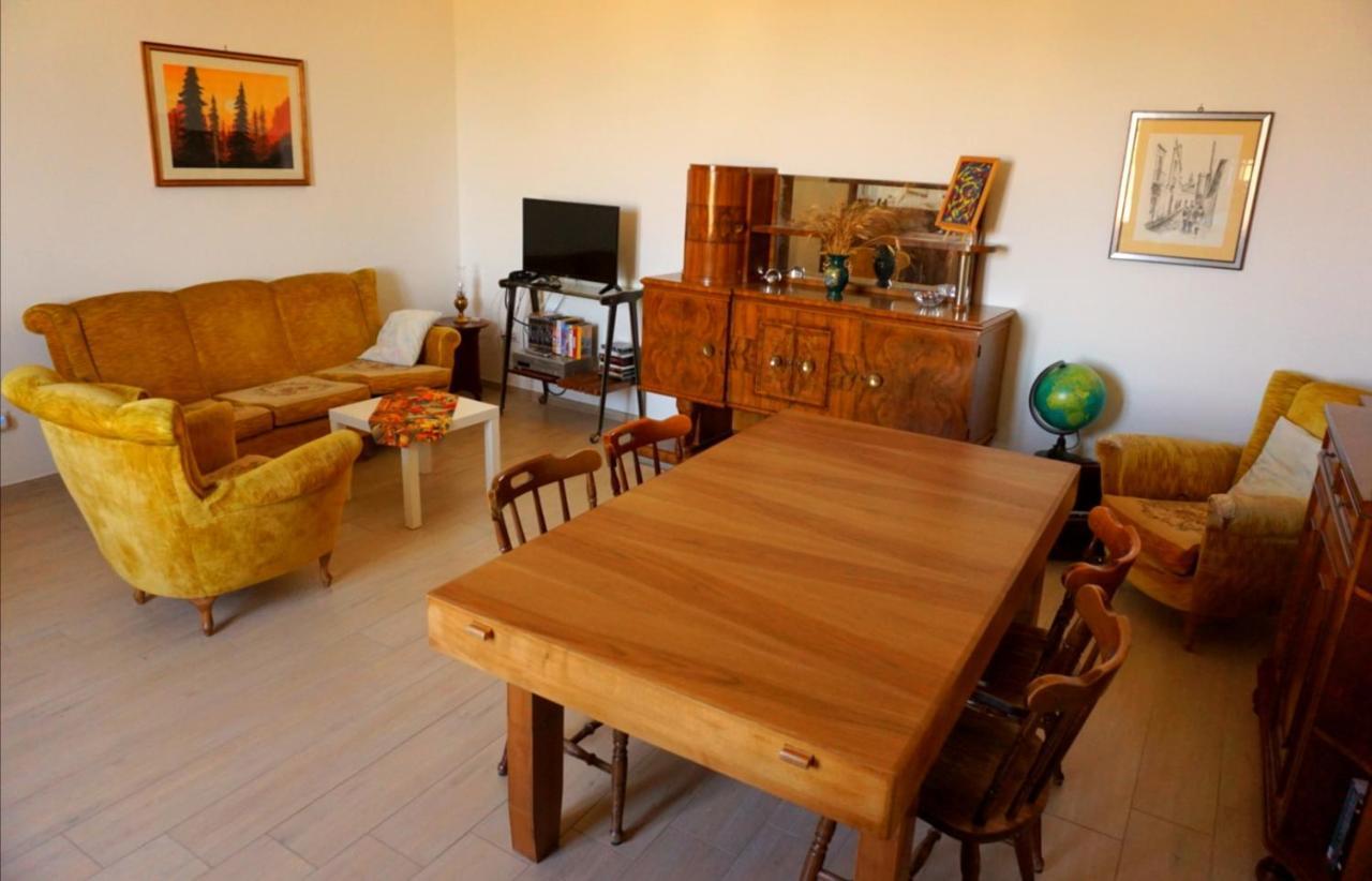 Nomadi Sedentari - Irsina Apartment Ngoại thất bức ảnh